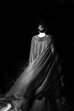 <div class=''>Bruce Oldfield</div><div class='entry-categories cat-links'><a href='http://peterclarkimages.co.uk/portfolio/catwalk/'>Catwalk</a> | <a href='http://peterclarkimages.co.uk/portfolio/fashion/'>Fashion</a></div>
