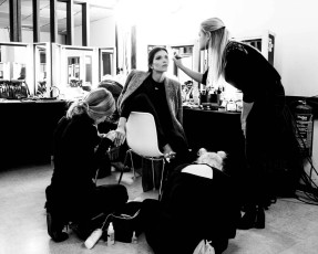 <div class=''>Kat</div><div class='entry-categories cat-links'><a href='http://peterclarkimages.co.uk/portfolio/backstage/'>Backstage</a> | <a href='http://peterclarkimages.co.uk/portfolio/fashion/'>Fashion</a></div>