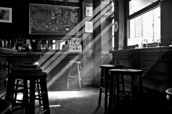 <div class=''>The French</div><div class='entry-categories cat-links'><a href='http://peterclarkimages.co.uk/portfolio/french-house/'>French House</a> | <a href='http://peterclarkimages.co.uk/portfolio/soho/'>Soho</a></div>