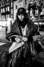 <div class=''>Dean Street</div><div class='entry-categories cat-links'><a href='http://peterclarkimages.co.uk/portfolio/featured/'>Featured</a> | <a href='http://peterclarkimages.co.uk/portfolio/on-the-streets/'>On the Streets</a> | <a href='http://peterclarkimages.co.uk/portfolio/soho/'>Soho</a></div>