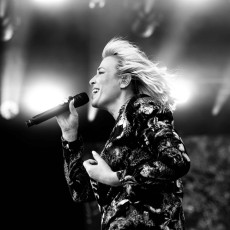 <div class=''>Natasha Bedingfield</div><div class='entry-categories cat-links'><a href='https://peterclarkimages.co.uk/portfolio/music/'>Music</a> | <a href='https://peterclarkimages.co.uk/portfolio/performance/'>Performance</a></div>