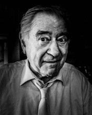 <div class=''>George Baker</div><div class='entry-categories cat-links'><a href='https://peterclarkimages.co.uk/portfolio/french-house/'>French House</a> | <a href='https://peterclarkimages.co.uk/portfolio/portraits/'>Portraits</a> | <a href='https://peterclarkimages.co.uk/portfolio/soho/'>Soho</a></div>