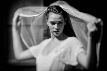 <div class=''>Veil</div><div class='entry-categories cat-links'><a href='https://peterclarkimages.co.uk/portfolio/backstage/'>Backstage</a> | <a href='https://peterclarkimages.co.uk/portfolio/fashion/'>Fashion</a></div>
