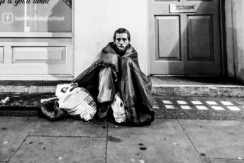 <div class=''>Shaftesbury Avenue</div><div class='entry-categories cat-links'><a href='https://peterclarkimages.co.uk/portfolio/on-the-streets/'>On the Streets</a> | <a href='https://peterclarkimages.co.uk/portfolio/soho/'>Soho</a></div>