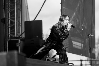 <div class=''>Mel B</div><div class='entry-categories cat-links'><a href='https://peterclarkimages.co.uk/portfolio/music/'>Music</a> | <a href='https://peterclarkimages.co.uk/portfolio/performance/'>Performance</a></div>